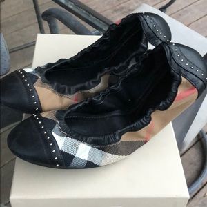 Burberry house check ballerina flats